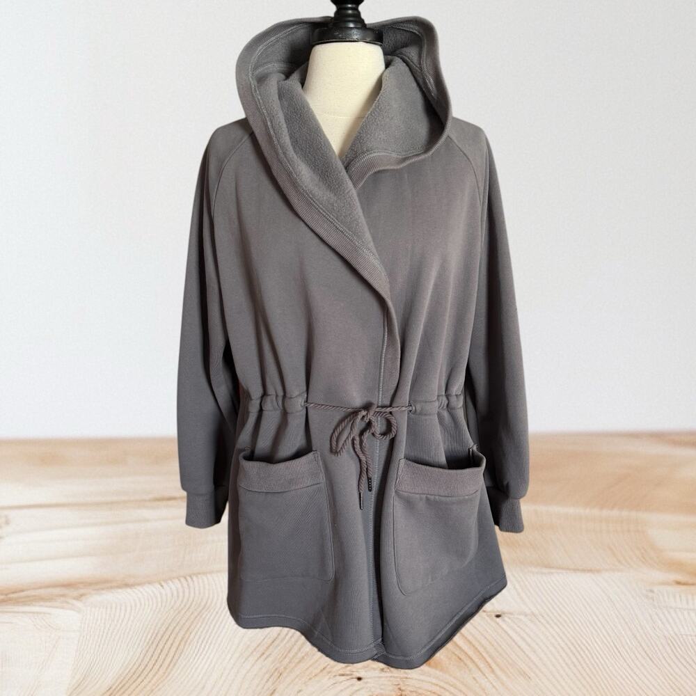 Heartloom Revolve‎ Sweatshirt Jacket Sz M Chunky Tie Front Hooded Soft Gray